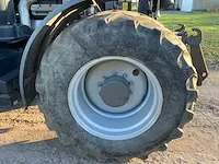 2017 massey ferguson 7724 dyna-6 vierwielaangedreven landbouwtractor - afbeelding 20 van  33