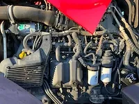 2017 massey ferguson 7724 dyna-6 vierwielaangedreven landbouwtractor - afbeelding 27 van  33