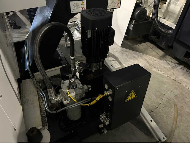 2017 mazak variaxis j-500/5x cnc universeel machinecentrum - afbeelding 15 van  27