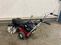2017 meclean frontsweep 85 vario b&s zelfrijdende veegmachine - afbeelding 15 van  17