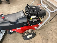 2017 meclean frontsweep 85 vario b&s zelfrijdende veegmachine - afbeelding 7 van  17