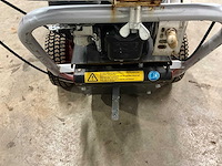 2017 meclean frontsweep 85 vario b&s zelfrijdende veegmachine - afbeelding 9 van  17