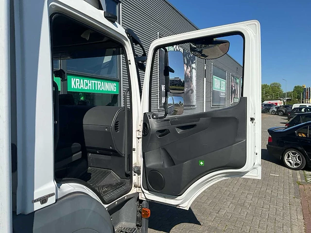 2017 mercedes-benz atego 818 vrachtwagen - afbeelding 16 van  33