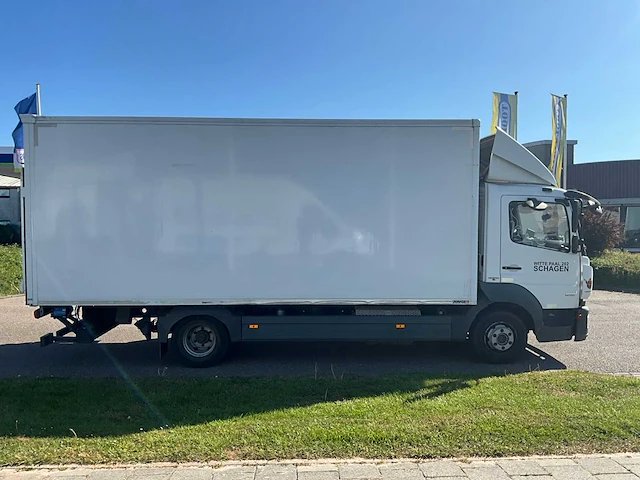 2017 mercedes-benz atego 818 vrachtwagen - afbeelding 28 van  33