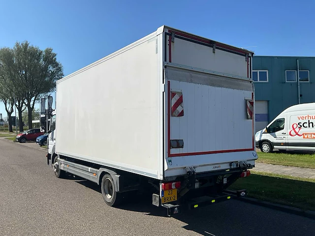 2017 mercedes-benz atego 818 vrachtwagen - afbeelding 31 van  33