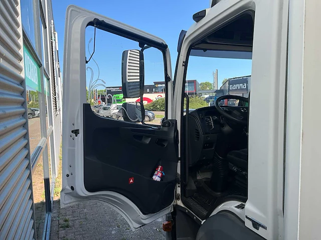 2017 mercedes-benz atego 818 vrachtwagen - afbeelding 33 van  33