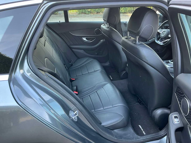 2017 mercedes-benz c-klasse estate 180 amg sp. edition personenauto - afbeelding 11 van  28