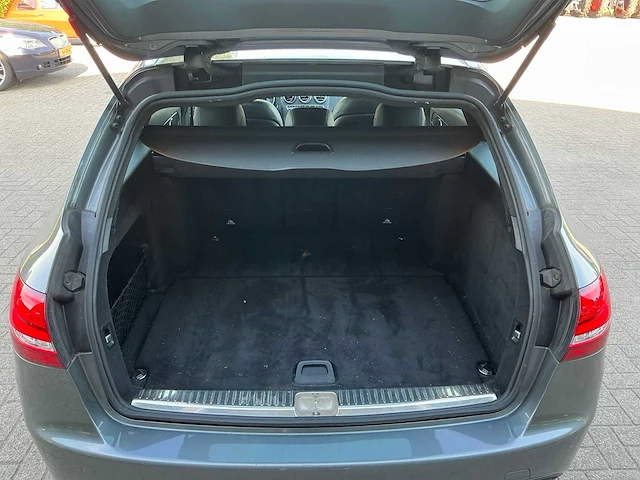 2017 mercedes-benz c-klasse estate 180 amg sp. edition personenauto - afbeelding 21 van  28
