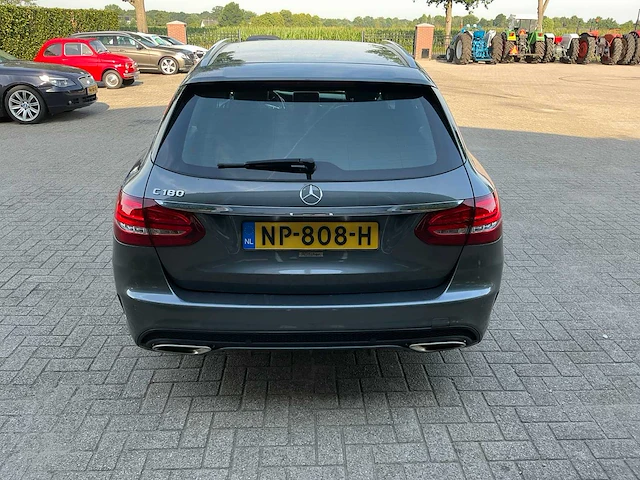 2017 mercedes-benz c-klasse estate 180 amg sp. edition personenauto - afbeelding 25 van  28