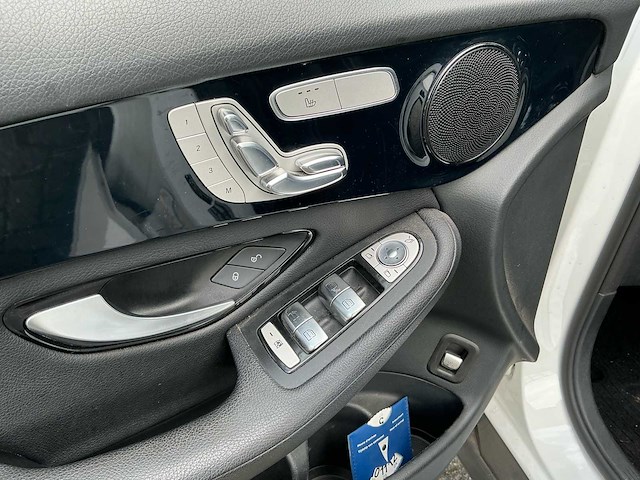 2017 mercedes-benz glc-klasse 204x 220 d 4matic personenauto - afbeelding 15 van  35