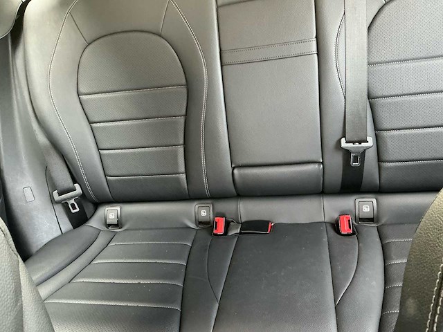 2017 mercedes-benz glc-klasse 204x 220 d 4matic personenauto - afbeelding 28 van  35