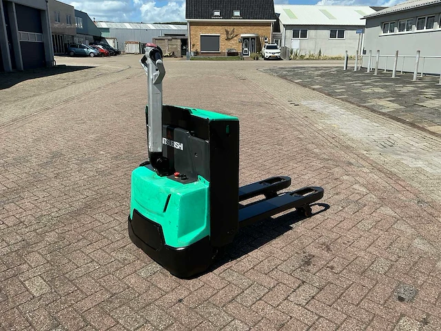 2017 mitsubishi pbp16n2 elektrische palletwagen - afbeelding 1 van  8