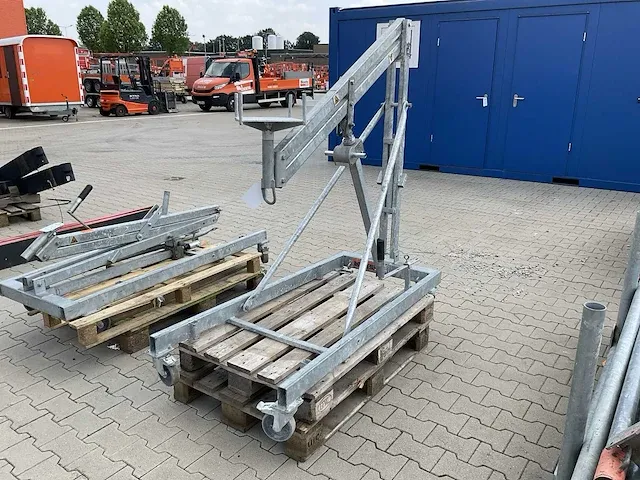 2017 muba kal 275 krachtarmlift / montagelift - afbeelding 1 van  8