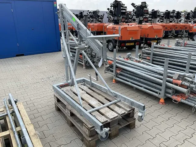 2017 muba kal 275 krachtarmlift / montagelift - afbeelding 2 van  8