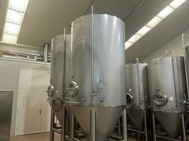 2017 mueller dubbelwandige 40hl fermentatie druktank - afbeelding 1 van  12