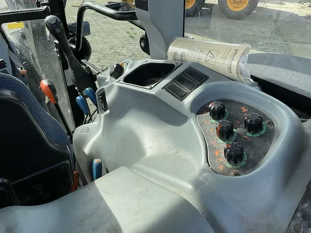 2017 new holland t4.80f lp vierwielaangedreven landbouwtractor - afbeelding 16 van  41