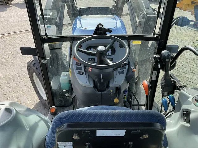 2017 new holland t4.80f lp vierwielaangedreven landbouwtractor - afbeelding 18 van  41