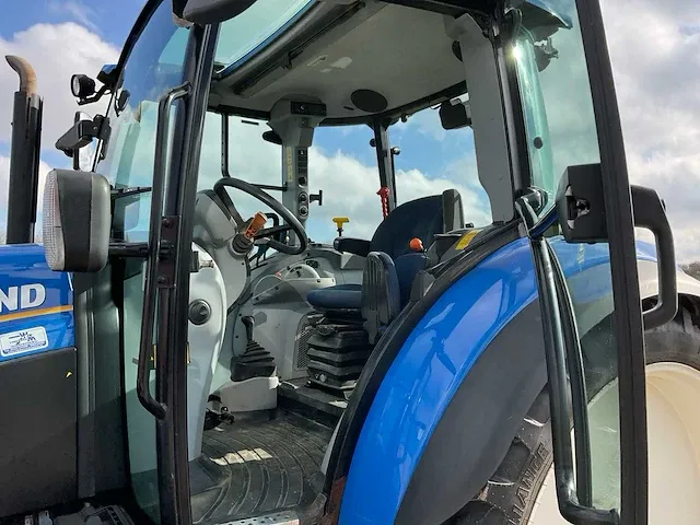 2017 new holland t5.85 vierwielaangedreven landbouwtractor - afbeelding 16 van  36