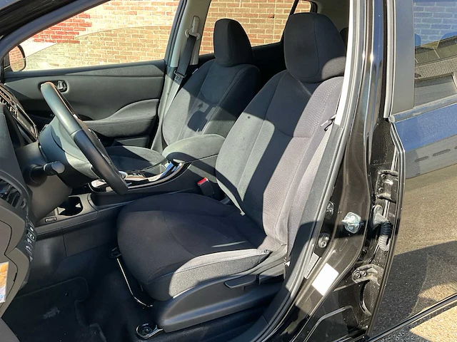 2017 nissan leaf 30kwh personenauto - afbeelding 6 van  28