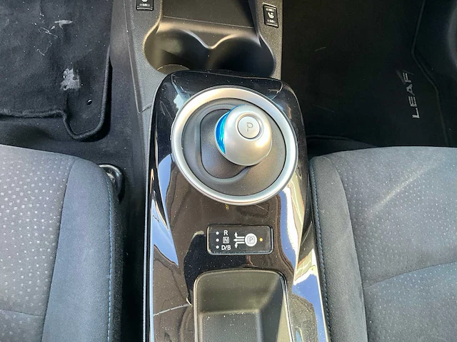 2017 nissan leaf 30kwh personenauto - afbeelding 11 van  28