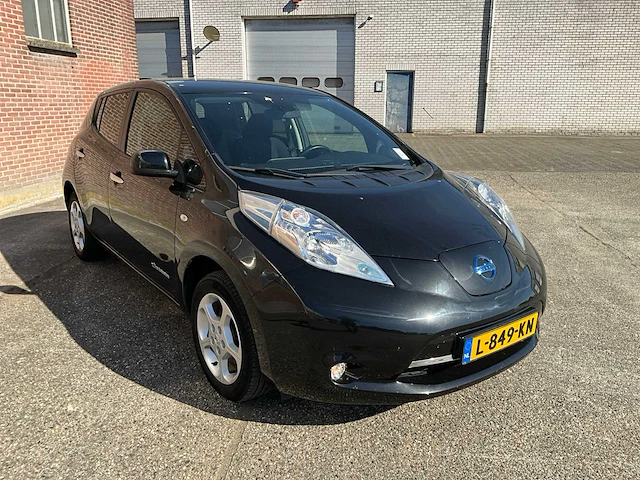 2017 nissan leaf 30kwh personenauto - afbeelding 22 van  28