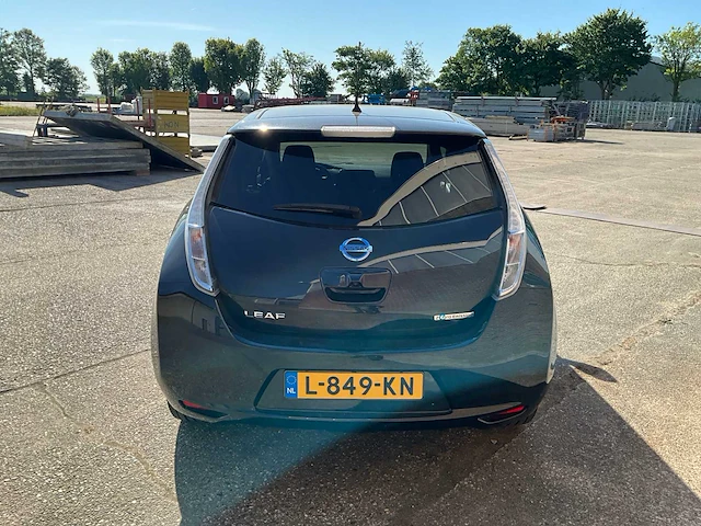2017 nissan leaf 30kwh personenauto - afbeelding 24 van  28