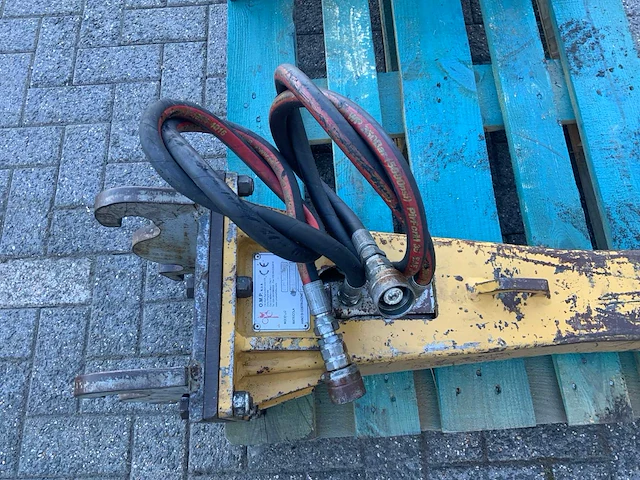 2017 o.m.p om100p8 hydraulische sloophamer - afbeelding 5 van  6