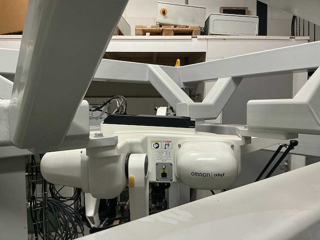 2017 omron quattro 650h parallelle robot in stalen frame - afbeelding 8 van  30