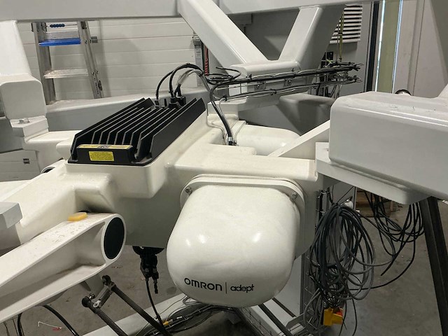 2017 omron quattro 650h parallelle robot in stalen frame - afbeelding 9 van  30