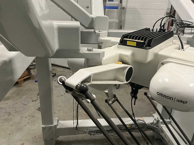 2017 omron quattro 650h parallelle robot in stalen frame - afbeelding 11 van  30