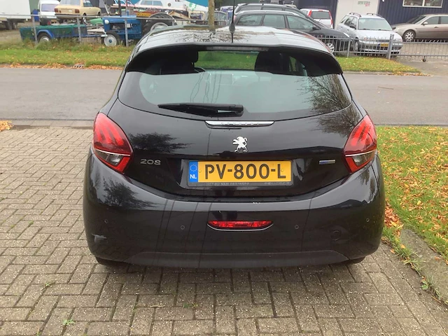 2017 peugeot 208 1.2 puret. blue lion personenauto - afbeelding 11 van  14