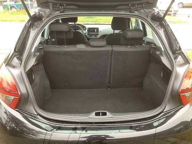 2017 peugeot 208 1.2 puret. blue lion personenauto - afbeelding 13 van  14