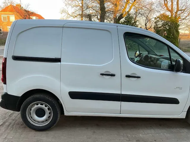 2017 peugeot partner bedrijfswagen - afbeelding 22 van  23