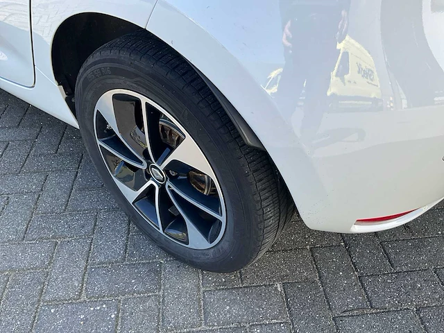 2017 renault zoe r90 intens 41 kwh personenauto - afbeelding 12 van  25