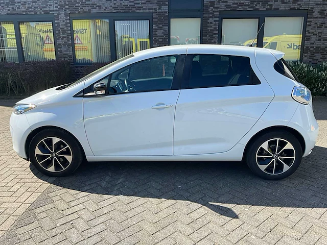 2017 renault zoe r90 intens 41 kwh personenauto - afbeelding 8 van  25
