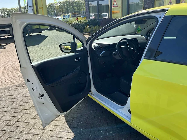 2017 renault zoe r90 intens 41 kwh personenauto - afbeelding 13 van  23