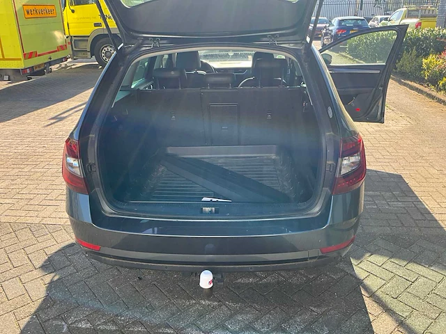 2017 skoda octavia combi 1.6 tdi greentech style business personenauto - afbeelding 23 van  23