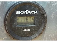 2017 skyjack sj 6826rt hoogwerker 4x4 - afbeelding 24 van  32