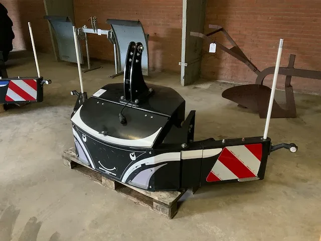 2017 sw1000 tractor bumper “1000 kg” - afbeelding 1 van  13