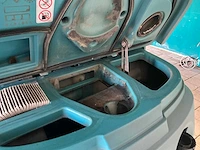 2017 tennant m17 zelfrijdende veeg / schrobmachine - afbeelding 21 van  32