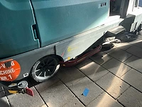 2017 tennant m17 zelfrijdende veeg / schrobmachine - afbeelding 25 van  32