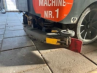 2017 tennant m17 zelfrijdende veeg / schrobmachine - afbeelding 26 van  32