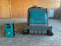 2017 tennant m17 zelfrijdende veeg / schrobmachine - afbeelding 3 van  32