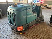 2017 tennant m17 zelfrijdende veeg / schrobmachine - afbeelding 8 van  32