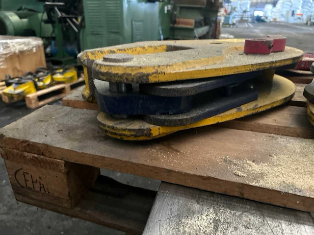 2017 terrier 15 ts 15 ton universal vertical lifting clamps (2x) - afbeelding 6 van  6