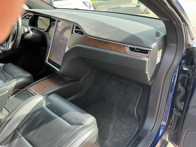 2017 tesla motors model x personenauto - afbeelding 14 van  33