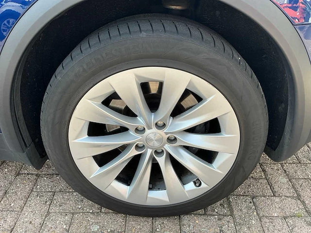 2017 tesla motors model x personenauto - afbeelding 20 van  33