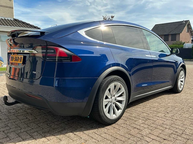 2017 tesla motors model x personenauto - afbeelding 29 van  33