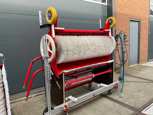 2017 tg hylift hycleaner red evo i + red evo iii gevelreinigingsmachine - afbeelding 28 van  32
