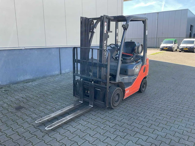 2017 toyota 02-8fgf18 vorkheftruck - afbeelding 1 van  14